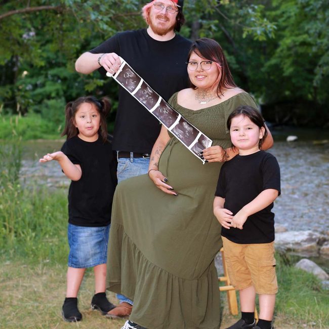family portraits, maternity announcement family maternity session, outdoor portraits